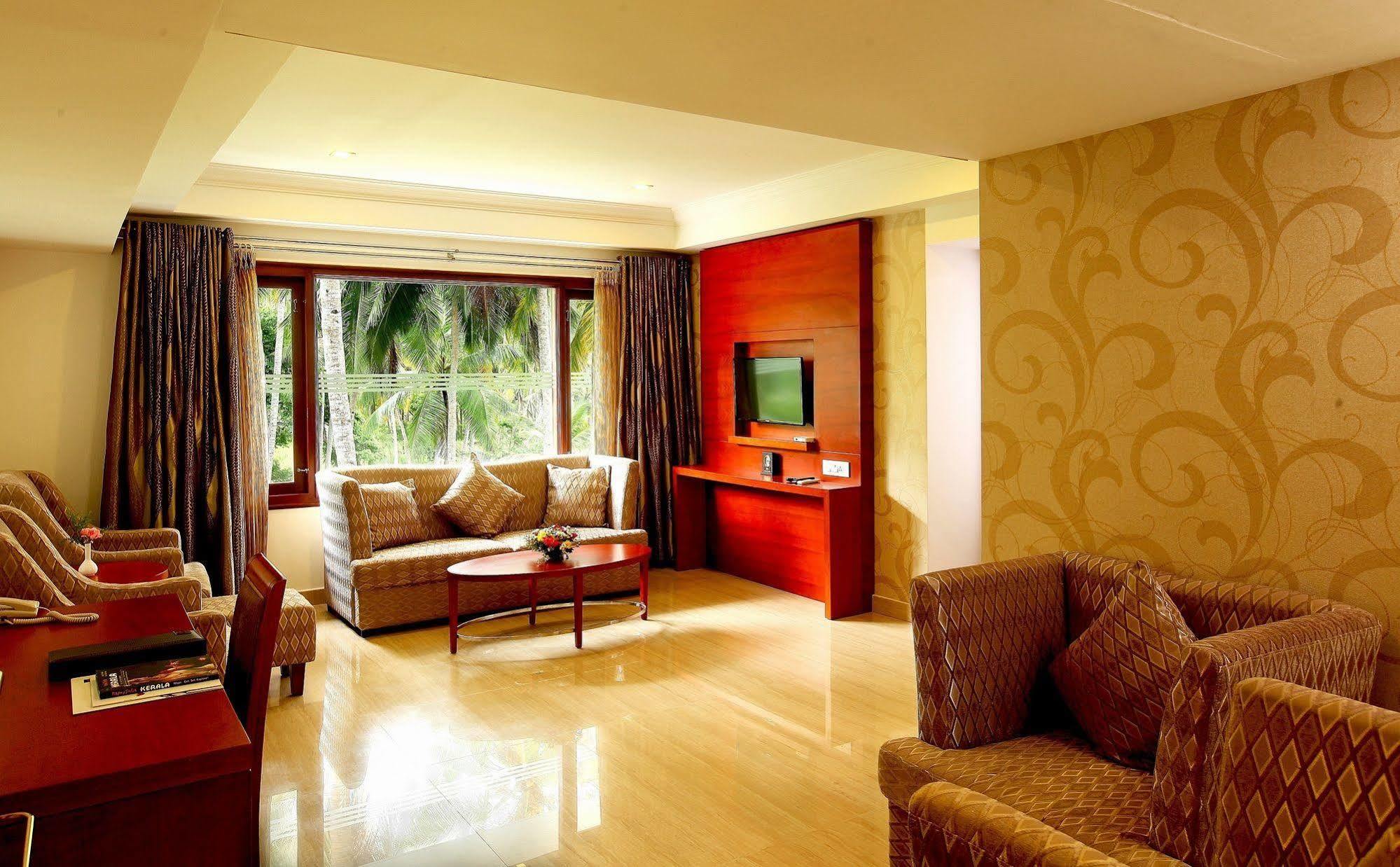 Lake Palace Trivandrum Vettutura Luaran gambar