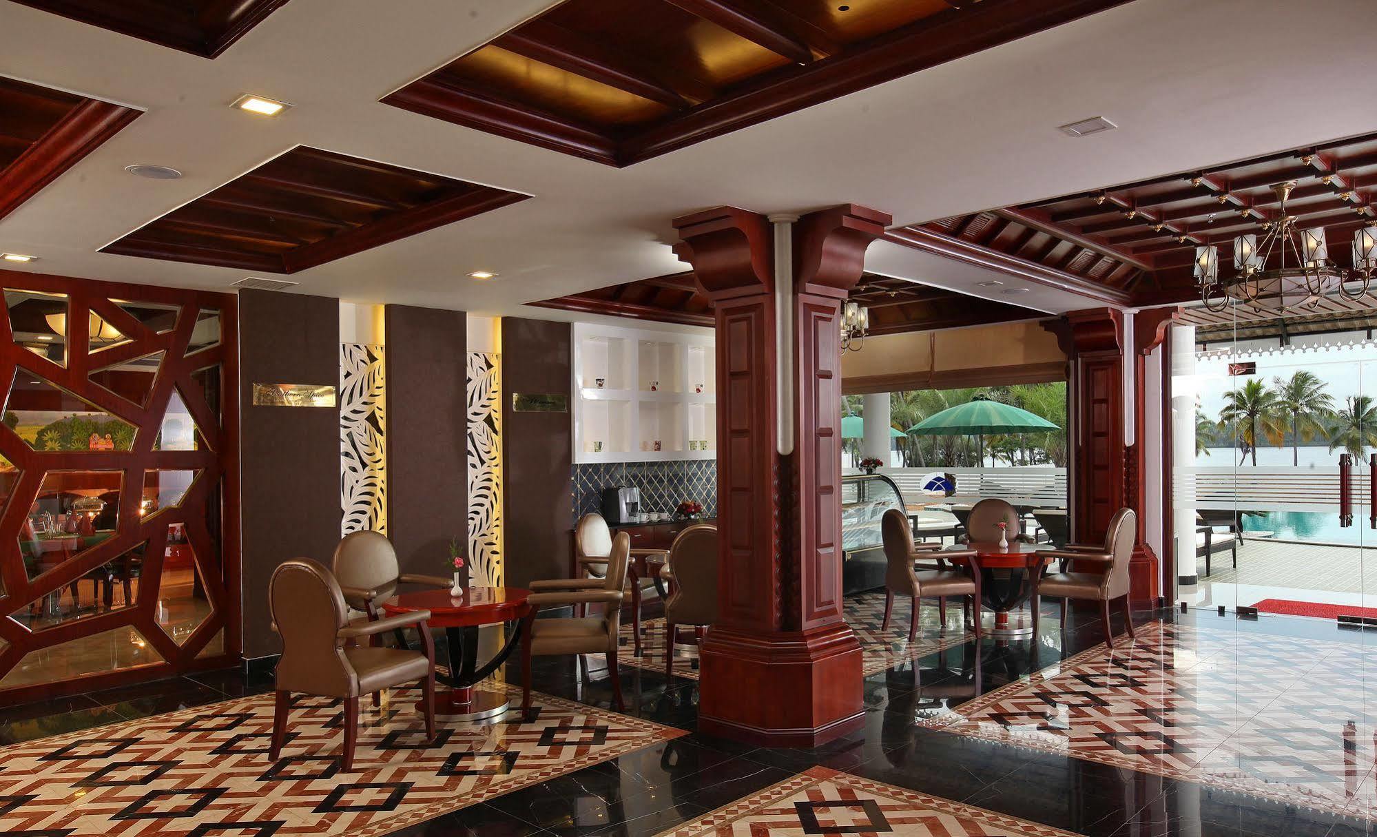 Lake Palace Trivandrum Vettutura Luaran gambar