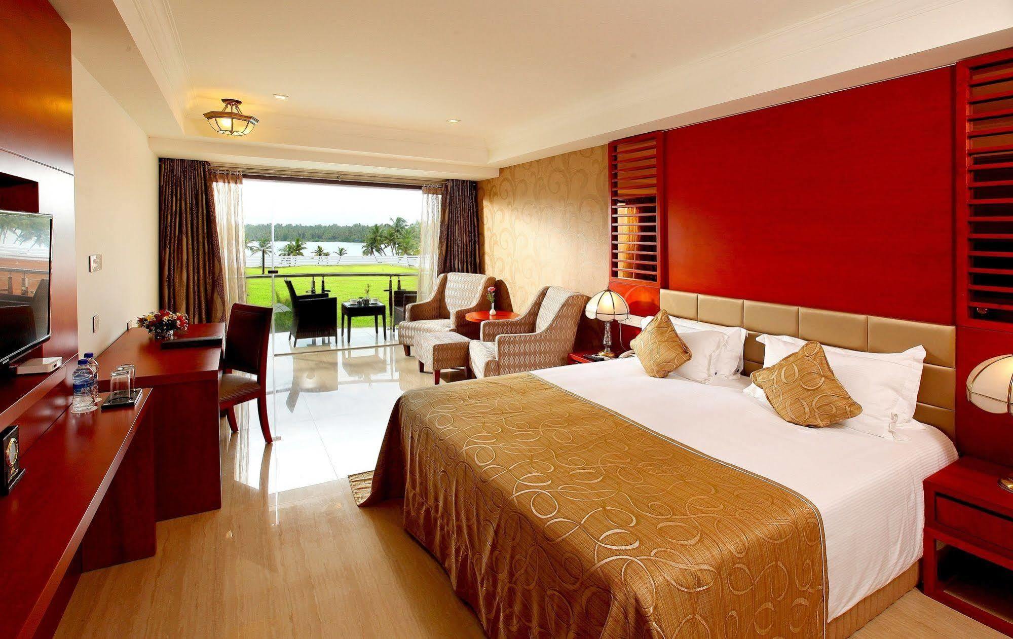Lake Palace Trivandrum Vettutura Luaran gambar